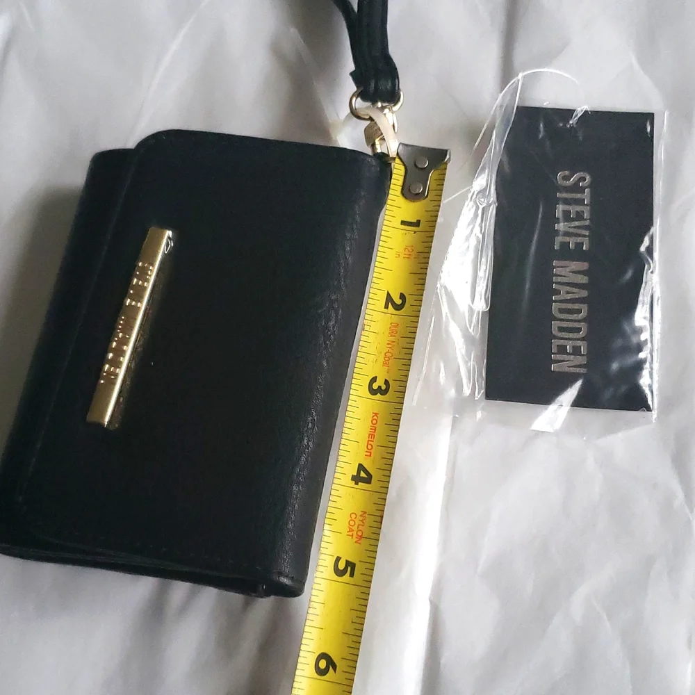 Steve Madden NEW French Wallet Wristlet Money Holder Vegan NWT BLACK GOLD Gift!